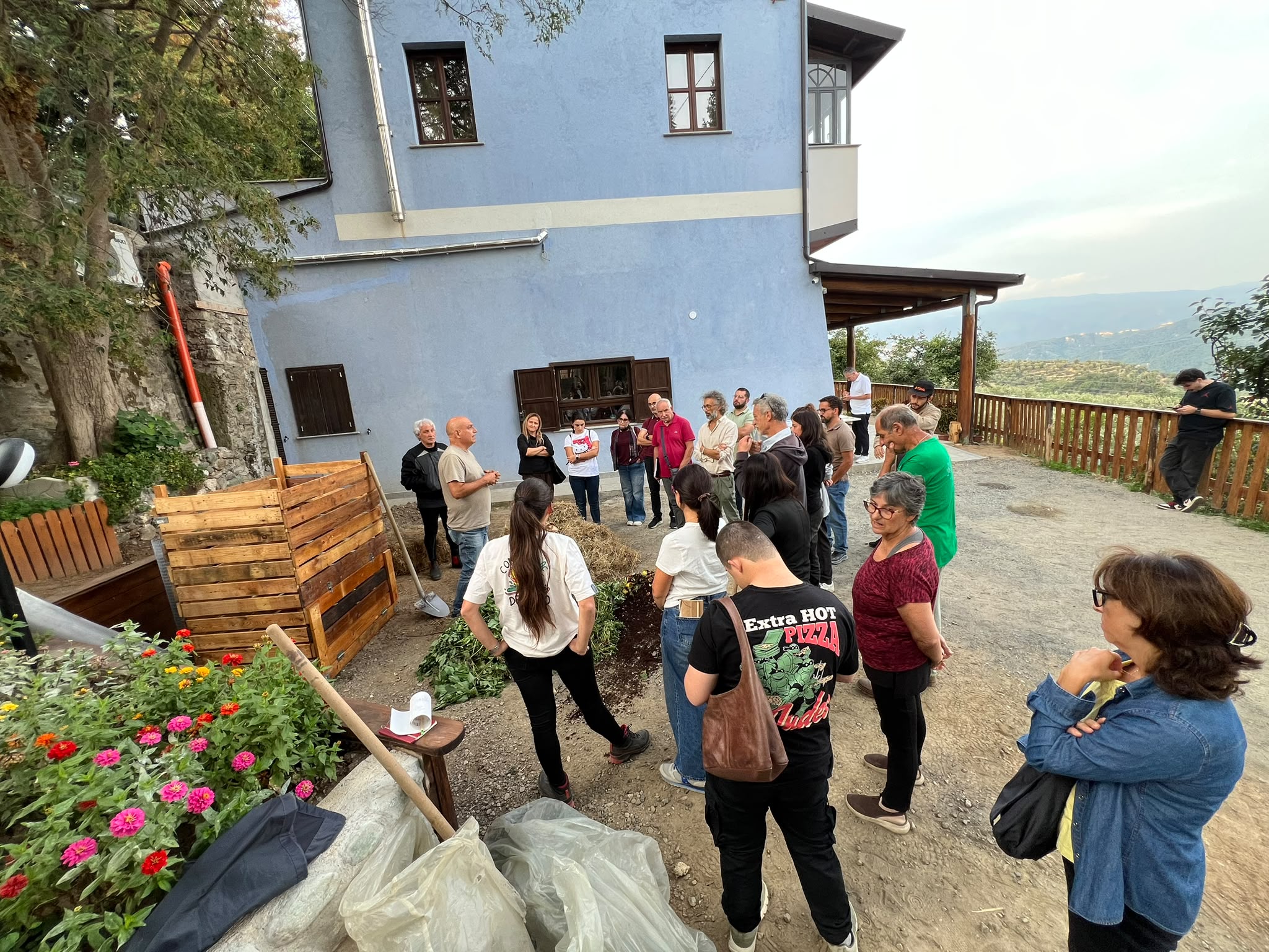 Fertile Rifiuto LAB, partecipazione e sostenibilità: grande coinvolgimento per il laboratorio dedicato al compostaggio domestico